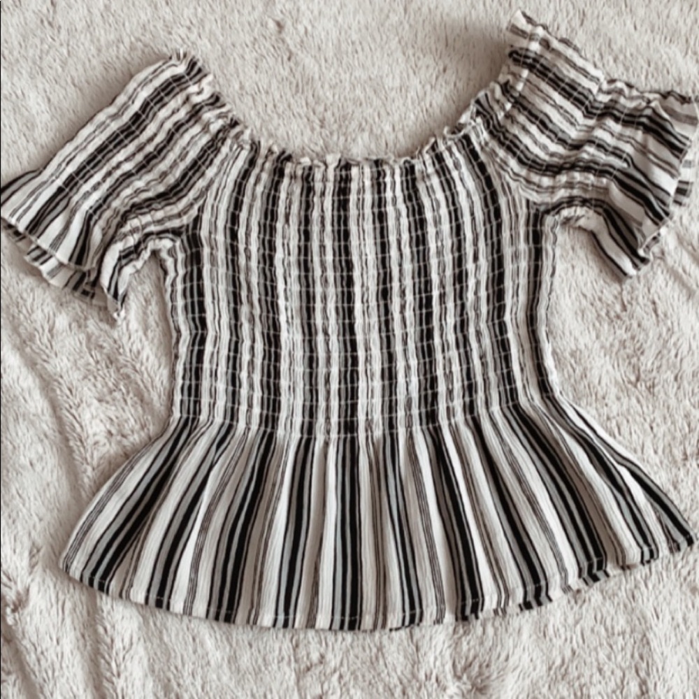 stretchy off the shoulder striped top!